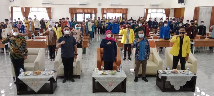 Ajak Kolaborasi Mahasiswa di Bidang Ekonomi dan Energi Terbarukan