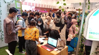 Sekdaprov Jatim Membuka Pekan Pasar Kerja Disnakertrans Jatim Tahun 2022