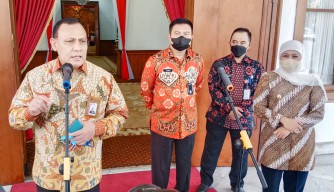 Gubernur Khofifah Kukuhkan Forum Penyuluh Anti Korupsi Jatim