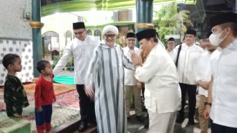 Prabowo Mengaku Silaturahmi ke Teman Lama