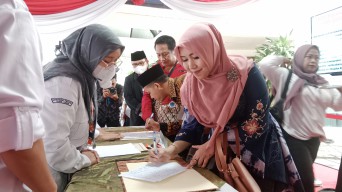 Lia Istifhama, Daftar Pencalonan DPD RI Dapil Jatim