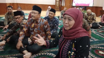 Ini Respons Gubernur Khofifah soal Larangan Buka Bersama untuk Pejabat