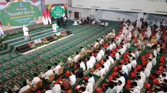 Peringatan Nuzulul Qur an 1444 H, Gubernur Khofifah Umumkan15 Pemenang Undian Umroh Wajib Pajak