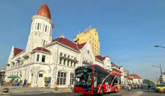 Persiapan Menjelang Peresmian Kawasan Wisata Kota Lama Surabaya
