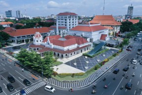 Alun- Alun Surabaya Tutup Sementara
