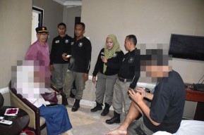Satpol PP Surabaya Gelar Razia Hari Valentine, Enam Pasangan Terjaring di Hotel