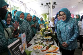 Ajak Anak-Anak Gemar Makan Ikan, Pemkot Surabaya Gelar Cipta Menu Olahan Ikan