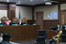Terungkap di Persidangan Mantu Nurhadi Punya Utang Rp 81 Miliar
