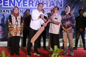 Pemkot Surabaya Bantu Ratusan Alat Tangkap Ikan untuk KUB Nelayan di Tiga Wilayah Kecamatan