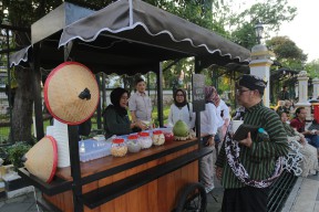 19 Ribu UMKM Mamin di Surabaya Sudah Bersertifikasi Halal