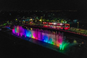 Surabaya Sambut Tahun Baru dengan Meriah di Tiga Titik Strategis