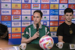 Persebaya Siap Melanjutkan Tren Kemenangan, Tuan Rumah Tantang Dewa United di GBT