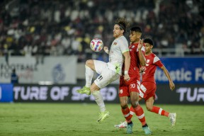 Persebaya Takluk di Manahan, Gol Telat Sananta Jadi Penentu