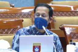 Mendikbud: Setelah Vaksinasi, Pembelajaran Tatap Muka Bisa Dilakukan