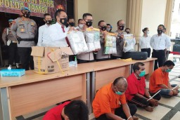 Sembunyikan Sabu 19,4 Kg di Ban Cadangan, Sindikat Malaysia Dibongkar