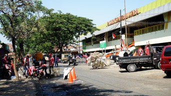 Pasar Keputran Surabaya Dirapikan, Pedagang: Senang, Jadi Lebih Bersih
