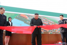 Kim Jong Un Muncul lalu Resmikan Pabrik Pupuk