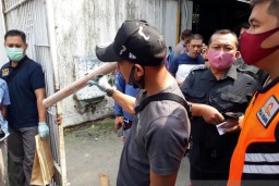 Rumah Bupati Kediri Diteror, OTK Lempar Kembang Api Jumbo