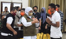 Gubernur Khofifah Salurkan JPS untuk Mahasiswa NTT Se-Malang Raya