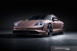 Varian Baru Porche Dibandrol Rp 2,5 Miliar
