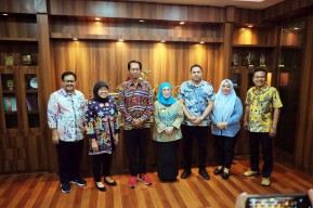 PJs Wali Kota Surabaya Restu Novi Widiani Tegaskan Komitmen Jaga Pilkada Aman dan Lancar