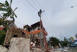 Tim SAR Gabungan Kembali Temukan Korban Longsor di Manado