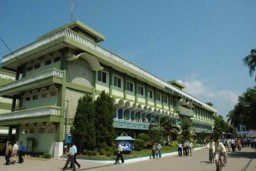 Puluhan Santri Gontor Terpapar Covid-19