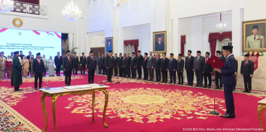 Presiden Jokowi Lantik Tiga Menteri dan Satu Wakil Menteri Kabinet Indonesia Maju