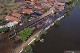 Pekalongan Perpanjang Status Darurat Banjir Rob