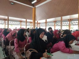 13.000 Beasiswa Pemuda Tangguh Surabaya Tuntas Desember 2022