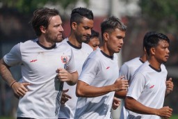 Persija Siapkan Pengganti Dutra dan Novri Setiawan
