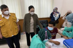 38 Juta Lansia Divaksin Covid-19 Tahap Kedua