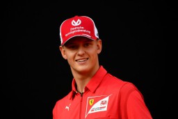 Mick Schumacher Pertahankan Nama Keluarga di Formula 1