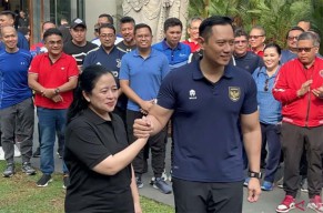 Puan Maharani dan AHY bertemu di GBK usai olahraga pagi