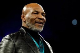 Mike Tyson Janji akan Kembali Naik Ring