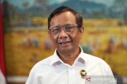 Mahfud MD: Semua Paslon Pilkada Serentak Tetap Jaga Prokes