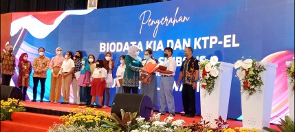 Gubernur Khofifah: Upaya Mencapai SDGs , Pastikan No One Left Behind