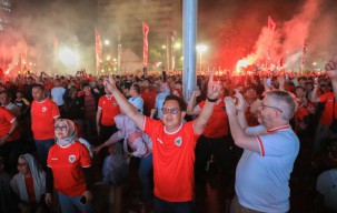 Nobar Piala Asia U-23 di Grahadi, Pj. Gubernur Adhy Puji Pencapaian Punggawa Garuda Muda
