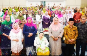 Suarakan Dunia yang Damai, Khofifah Inisiasi Pembentukan Komite Perempuan Indonesia untuk Perdamaian Dunia Melalui PBB