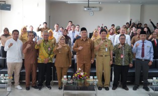 Pertama di Jawa Timur, Bank Jatim Bersama RSUD Srengat Launching Bring Hardja