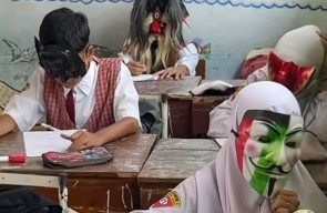 Inovasi Pembelajaran Guru SD di Surabaya dengan Topeng, Dispendik: Mengasah Karakter Kejujuran Siswa