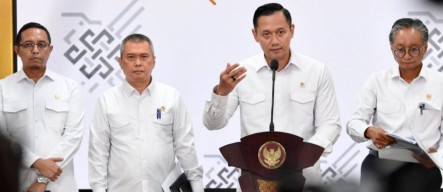 Pemerintah Siapkan Langkah Strategis Jelang Nataru, Presiden Prabowo Tekankan Kelancaran dan Keamanan