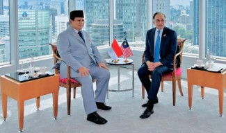 Hubungan Indonesia-Malaysia Makin Erat: Presiden Prabowo Bertemu PM Anwar di Kuala Lumpur