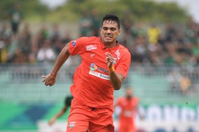 Siapkan Pesta Kandang Terakhir