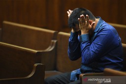 Mantan Panitera PN  Jakut Didakwa Cuci Uang Rp 40,133 M