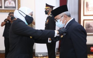 325 ASN Jatim Terima Satyalencana Karya Satya Tahun 2021