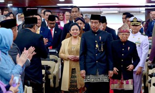 Presiden Jokowi Kenakan Busana Adat Betawi dalam Pidato Kenegaraan di Gedung Nusantara
