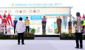 Presiden Jokowi Resmikan Tol Serang-Panimbang Seksi I