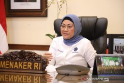 Menaker Ida Fauziyah Positif Covid-19