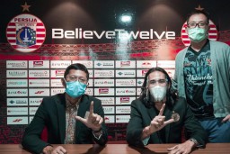 Ryuji Utomo Resmi Gabung Penang FA